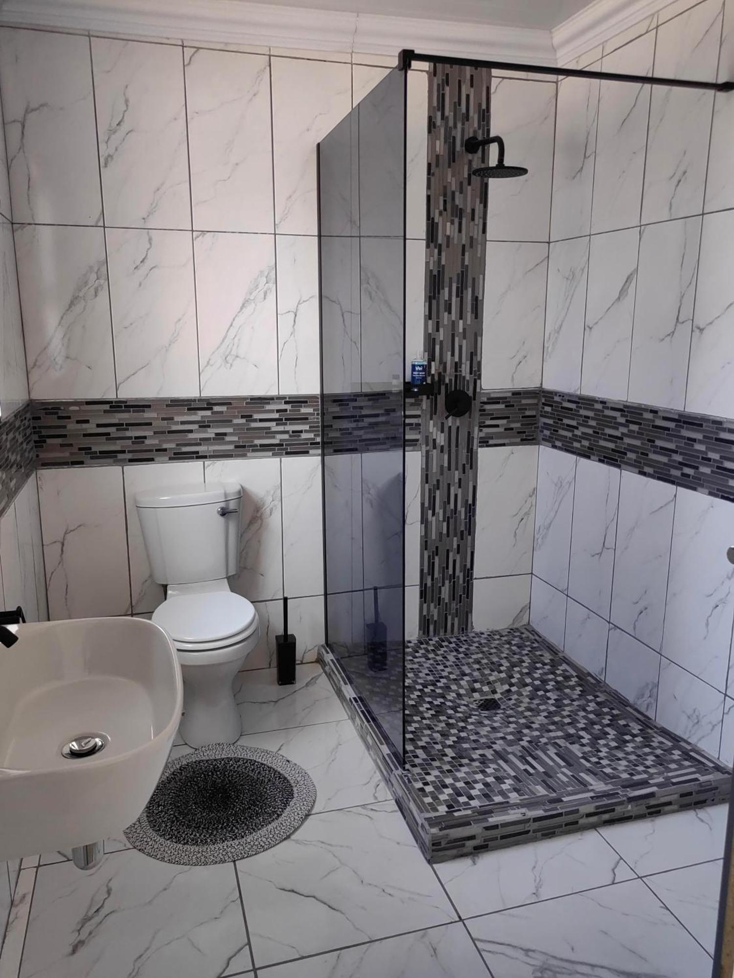 كورومان Back Of The Moon Guesthouse المظهر الخارجي الصورة